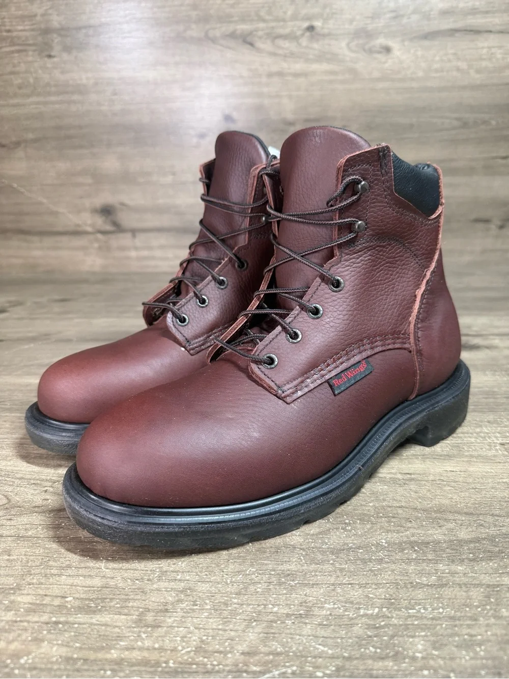 Red Wing Shoes classic six